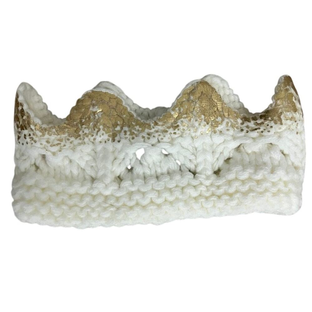 The Blueberry Hill Crochet Knit Crown White Gold Size Small 12-24 Months